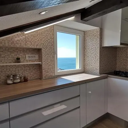 In Bilo With Sea Views, Terrace, Air Conditioning, Wifi 5151-1 شقة