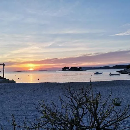 In Bilo With Sea Views, Terrace, Air Conditioning, Wifi 5151-1 Apartament Mitlo