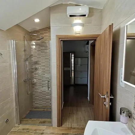 In Bilo With Sea Views, Terrace, Air Conditioning, Wifi 5151-1 Apartamento