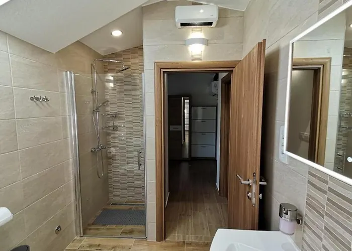 In Bilo With Sea Views, Terrace, Air Conditioning, Wifi 5151-1 Appartement